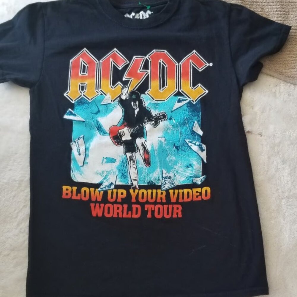 Vintage AC/DC Blow Up Your Video World Tour T-shirt